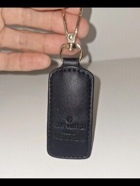 Louis Vuitton Black Leather Luggage Tag EUC